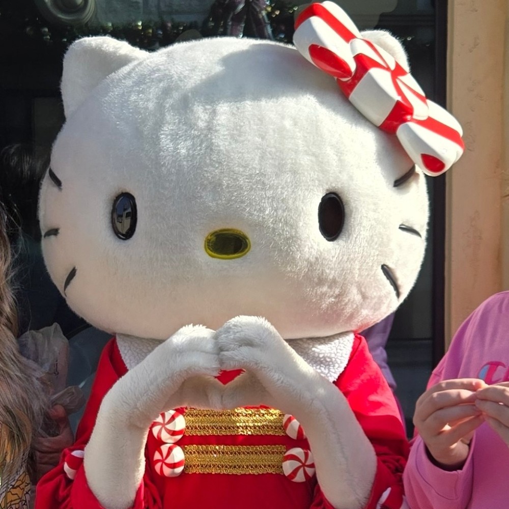 Meet your Posher, Queen of the damned